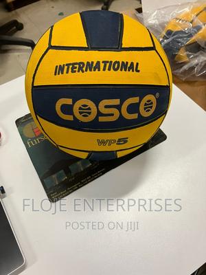 Swimming Water Polo Ball - thumbnail 2