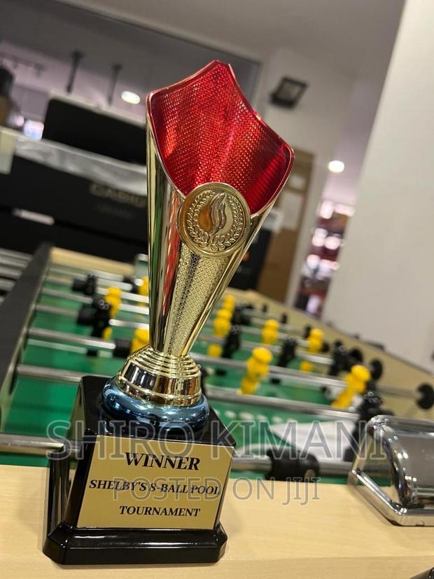 Quality Modern Trophy - main view