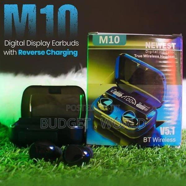 M10 Wireless Earbuds Bluetooth Power Bank Charging Box - thumbnail 3
