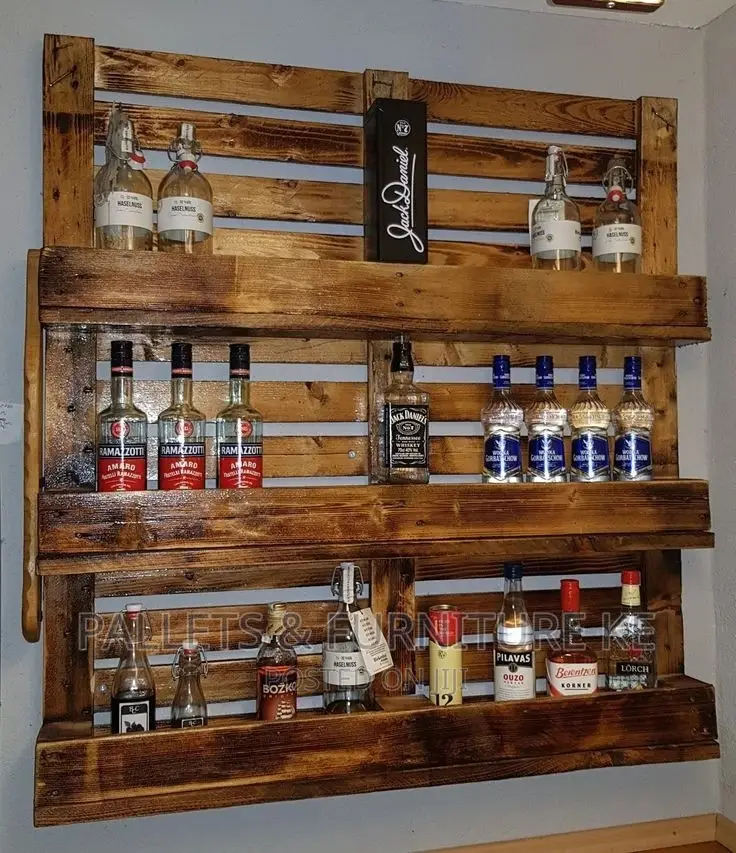 Pallet Bar Organizer
