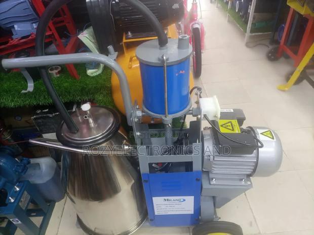 Milking Machine - main view