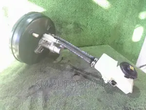 Honda Stepwagon Brake Booster/Master Cylinder