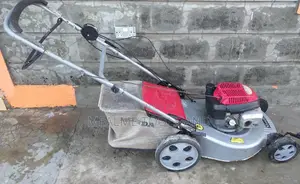 Lawnmower Honda Mountfield Petrol 135cc Self Propelled Ex-Uk
