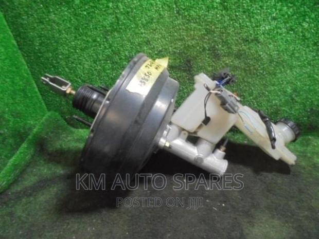 Mazda MPV Brake Booster/Master Cylinder. - thumbnail 3