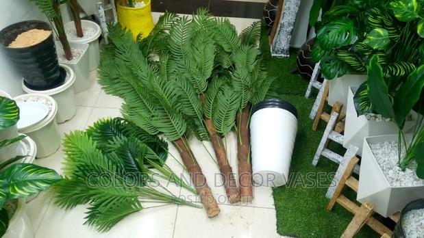 Palm Trees Artificial With Plastic Vase and Pebble Stones