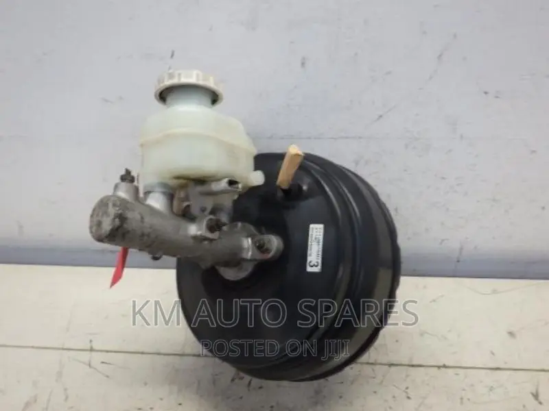 Mitsubishi Lancer Brake Booster/Master Cylinder