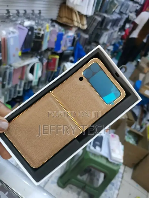Premium Leather Case Samsung Z Flip 4 Case