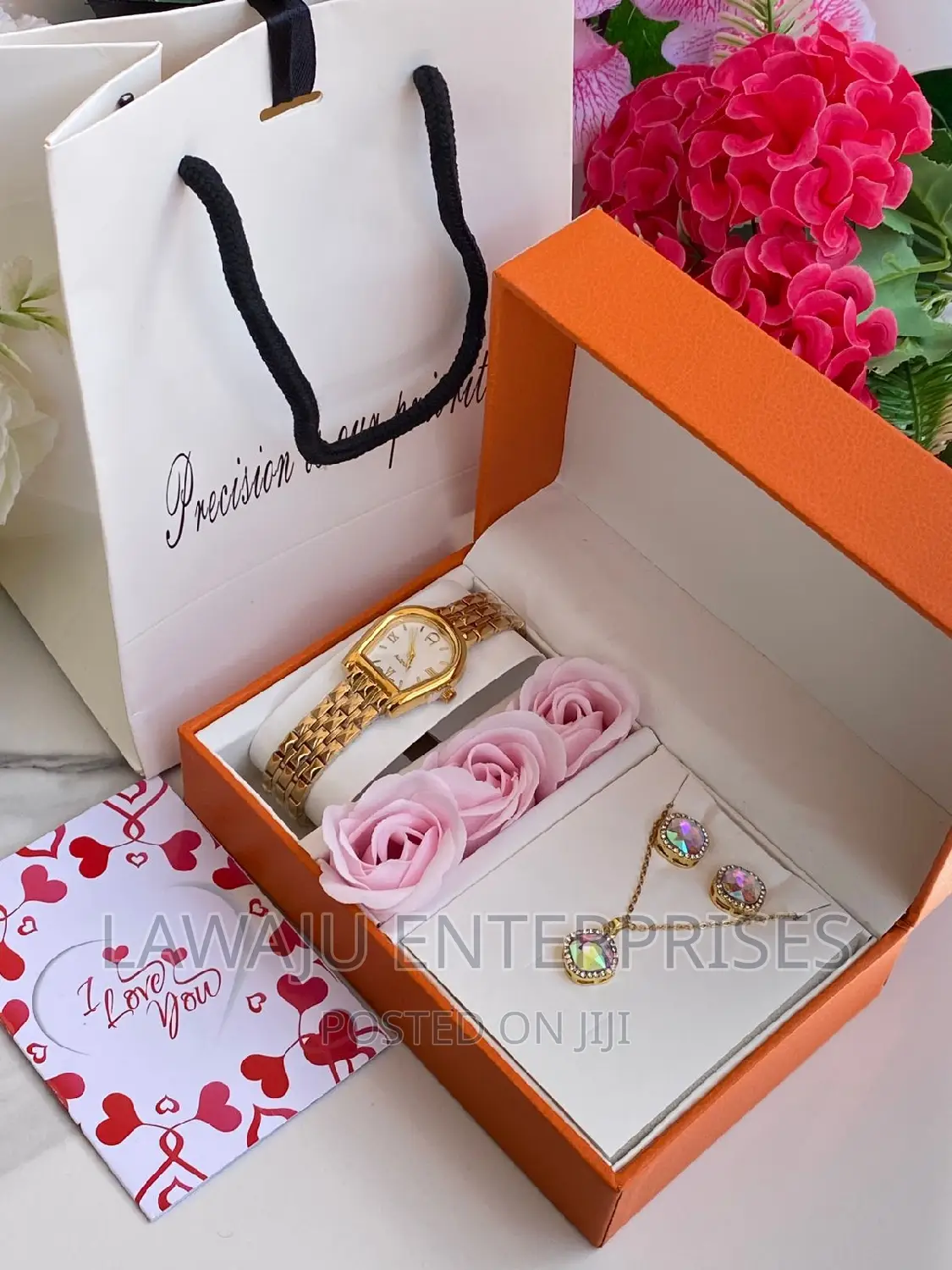 Gold Floral Gift Set