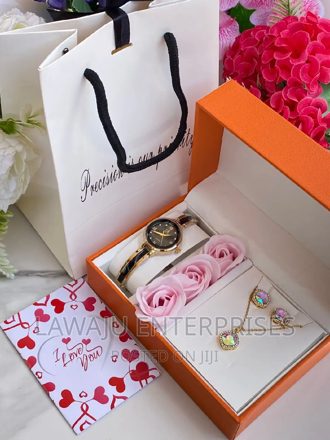 Gold Floral Gift Set