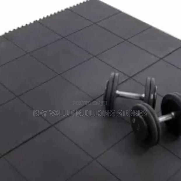Heavy Duty Residential RUBBER TILES/FLOORING 15mm - main view