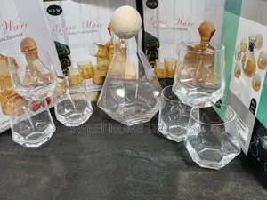Decanter and 6 Glasses , 6pcs