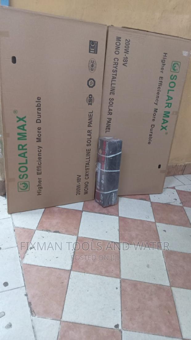 Monocrystaline Solar Panels 200 W + Solar Pump - main view