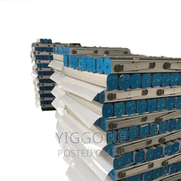 Very High Quality Roll-Up Banner Stands - thumbnail 6