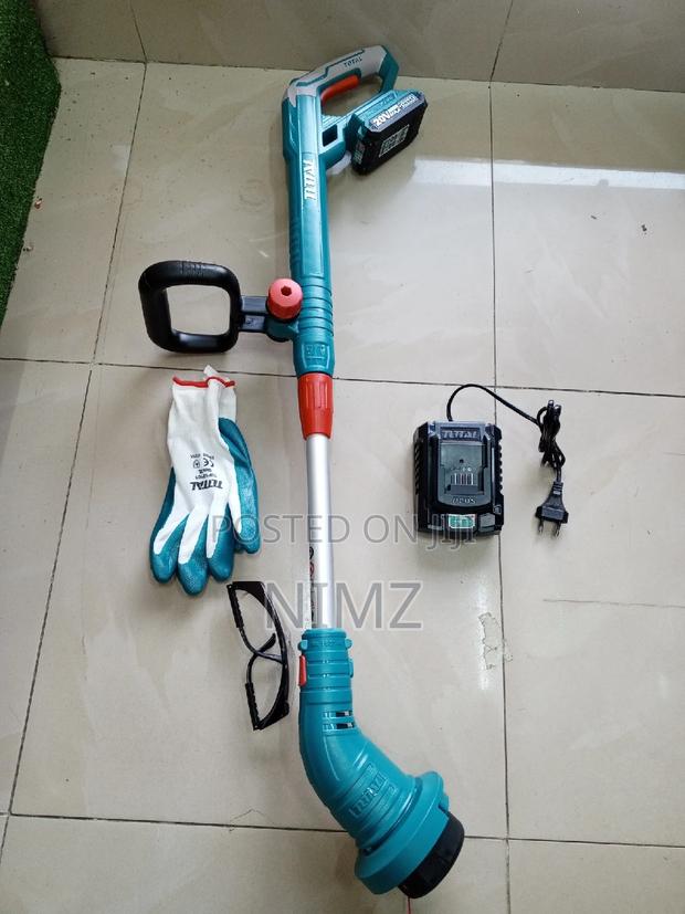 Lithium Ion Brush Cutter - thumbnail 2