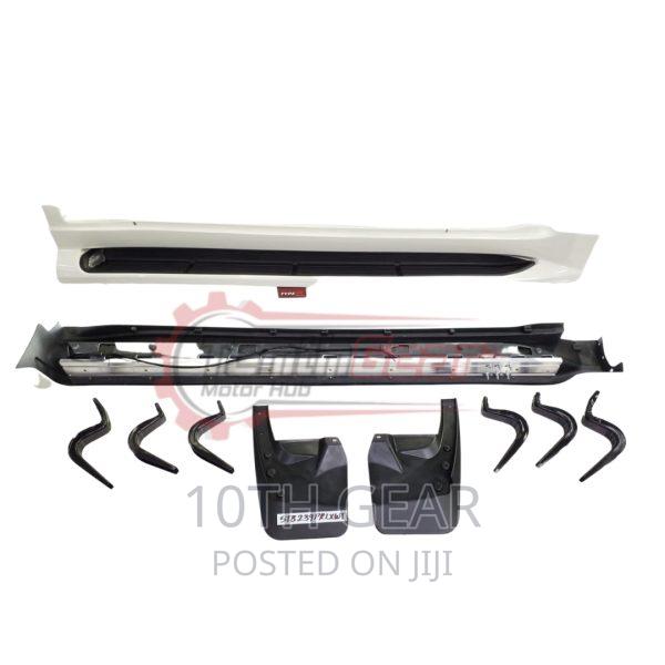 Side Steps LED and Mud Flaps Prado 2018 LX Style