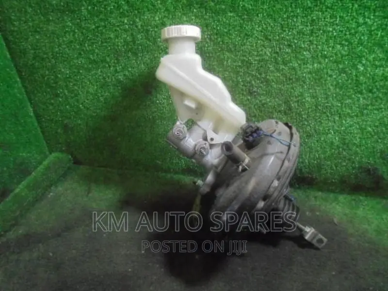 Mitsubishi Mirage Brake Booster/Master Cylinder