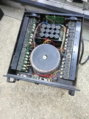 EV P3000 Ex-Uk Power Amplifier