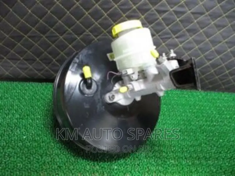 Nissan Bluebird Sylphy Brake Booster/Master Cylinder