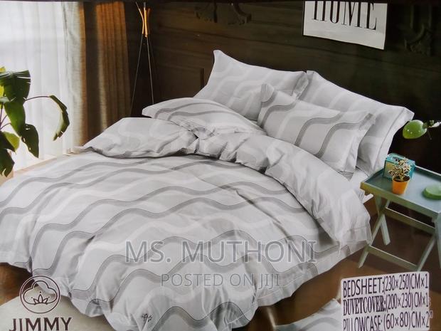 4 in 1 Microfibre Double Sided Duvet Cover Sets* - thumbnail 9
