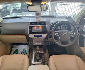Toyota Land Cruiser Prado 2018 White