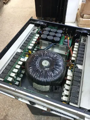 2 Channels Ex-Uk Power Amplifier