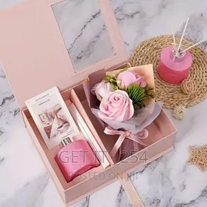 Looking for a Functional Gift Set? 
Aromatherapy Diffuser