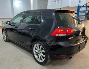 Volkswagen Golf 2016 Matt Black