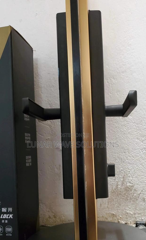 Keyless Entry Smart Lock With Fingerprint and Phone App - thumbnail 4