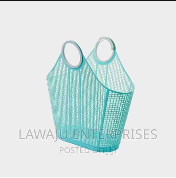 Plastic Shopping Basket - thumbnail 3