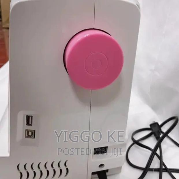 Embroidery Machines With Single-Needle - thumbnail 3