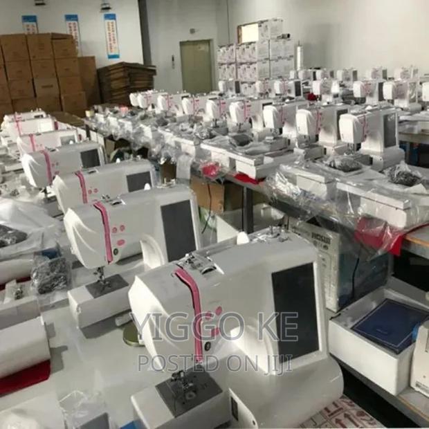 Embroidery Machines With Single-Needle - thumbnail 2