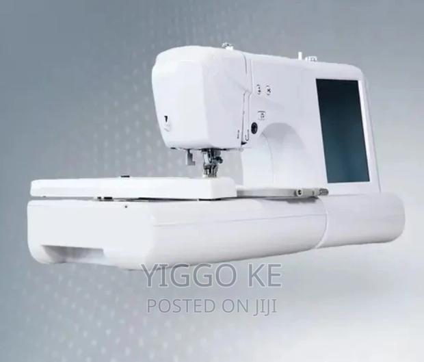 Embroidery-Machines With Single-Needle. - thumbnail 2