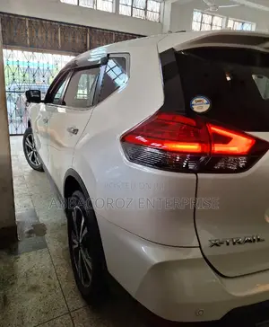 Nissan X-Trail 2017 Ivory