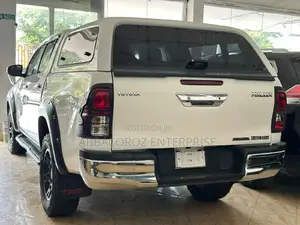 Toyota Hilux 2017 Pearl