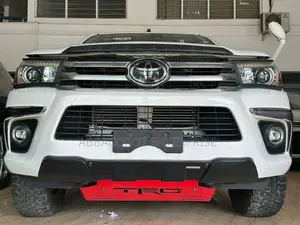 Toyota Hilux 2017 White