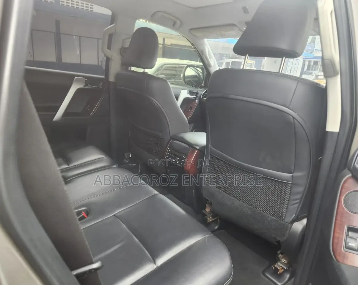 Toyota Land Cruiser Prado 3.0 D-4D (190 Hp) 7 seats 2016 Gray