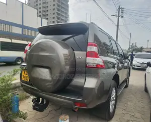 Toyota Land Cruiser Prado 3.0 D-4D (190 Hp) 7 seats 2016 Gray