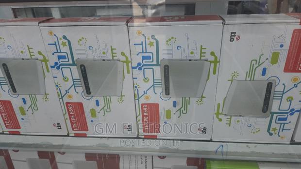 Huawei LTE CPE B593 Wireless Wifi Router. - thumbnail 2