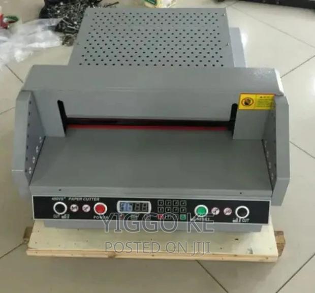45 Centimeters Electric Paper Cutters - thumbnail 4