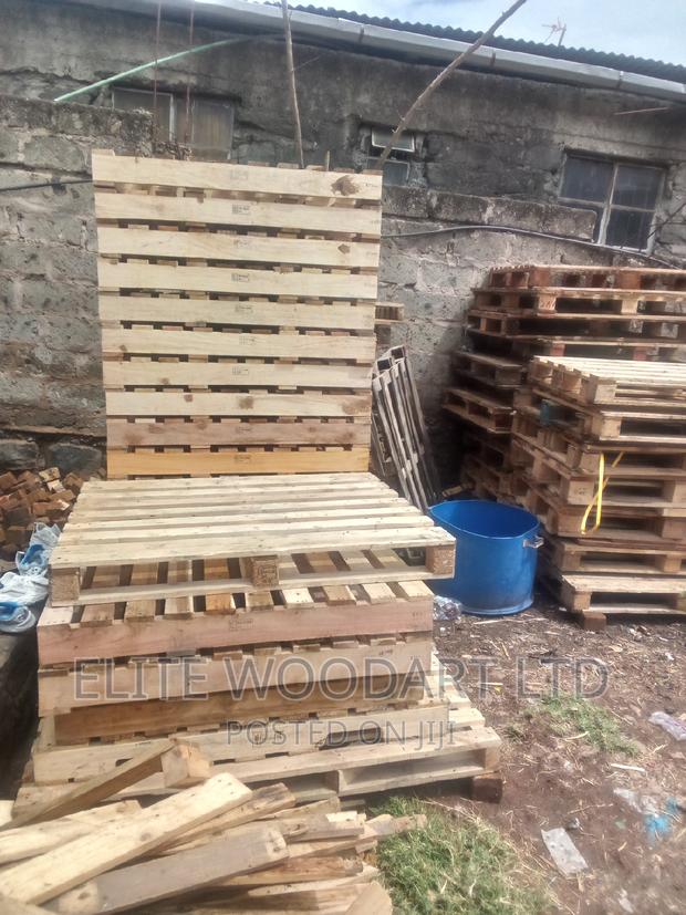 Heat Treated Frame Pallets - main view