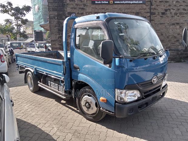 Toyota Dyna 3OOOKG