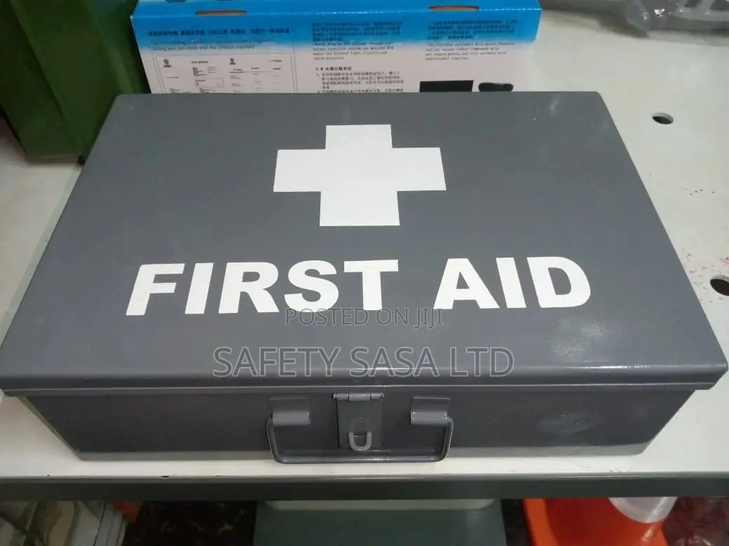 Metallic First Aid Kit Locally Equipped