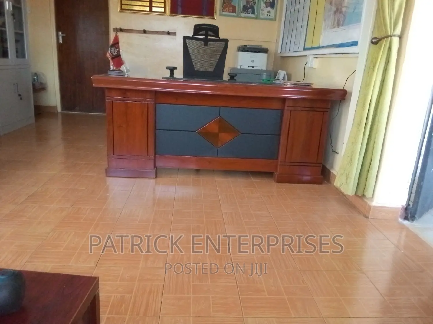 Executive Imported Morden Office 1.8 MTRS