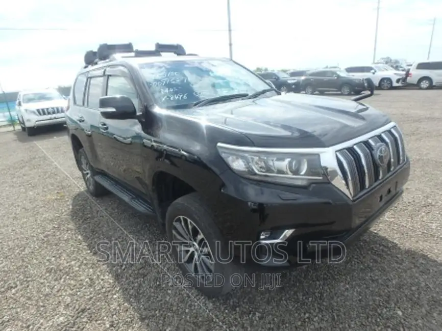 Toyota Land Cruiser Prado 2018 Black