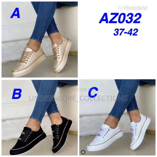 Classy, Flat and Cozy Ladies Wipe and Go Shoes