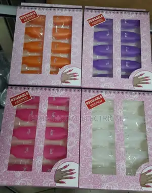 Nail Pegs Cover