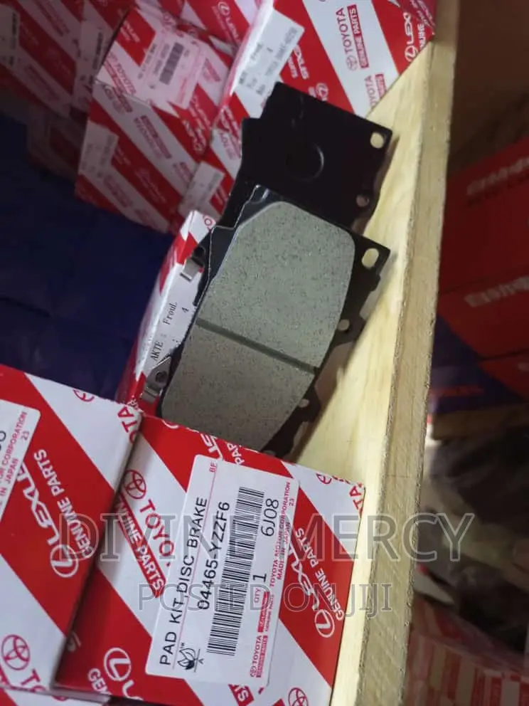 Brake Pads Toyota (Genuine)