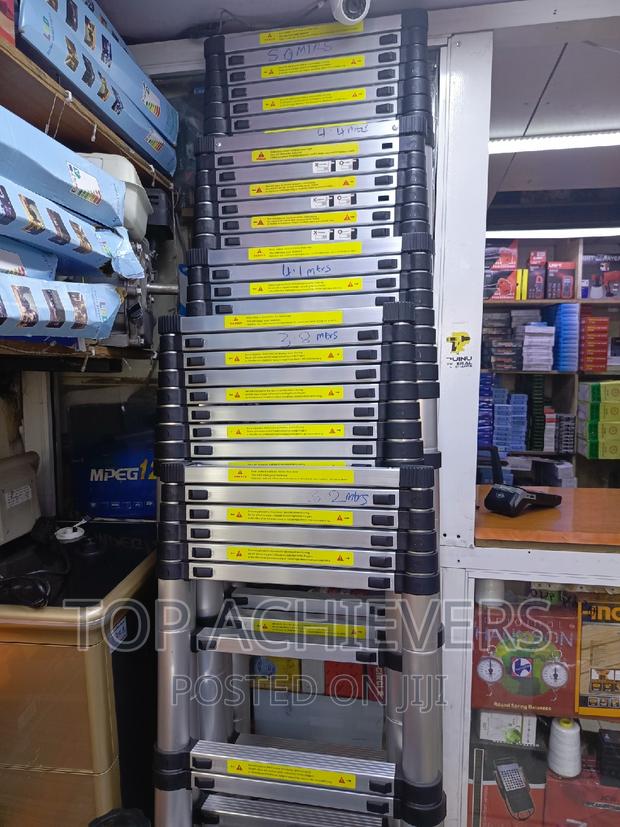 Quality Ladders/Telescoping Ladder - main view