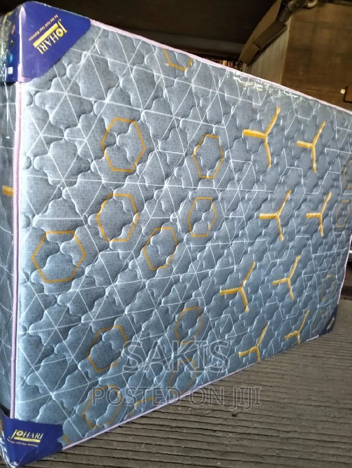 Amua! 8inch 6 X 6 Heavy Duty Mattresses. Delivery Is Free