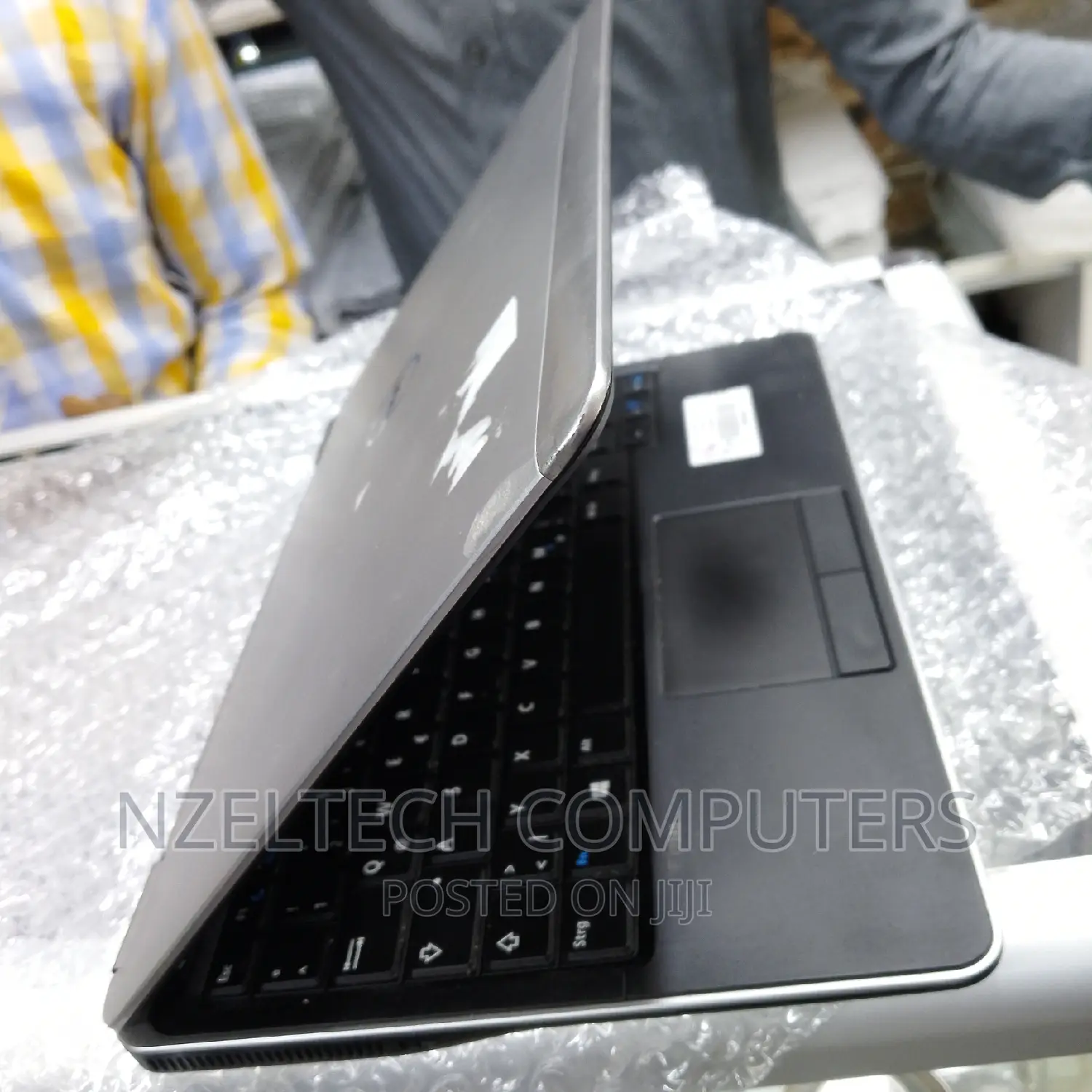 Laptop Dell Latitude E7240 4GB Intel Core I5 SSD 256GB